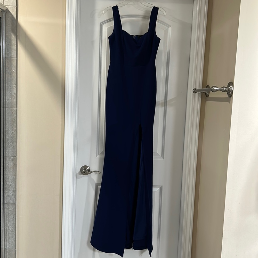 Lulus navy blue gown